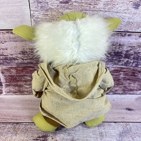 Star Wars Yoda Plush 12” Talking Master Lucas Films Multiple Sayings - WORKING - Picture 3 of 14